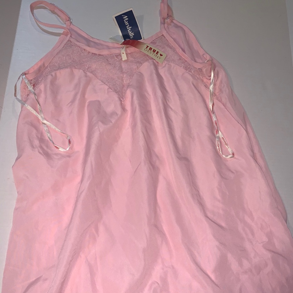 Night chemise xl nwt by true destiny